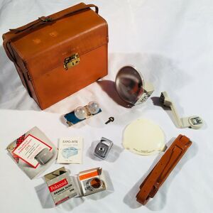Lot Vintage Polaroid Old Photography Equipment with Leather Box